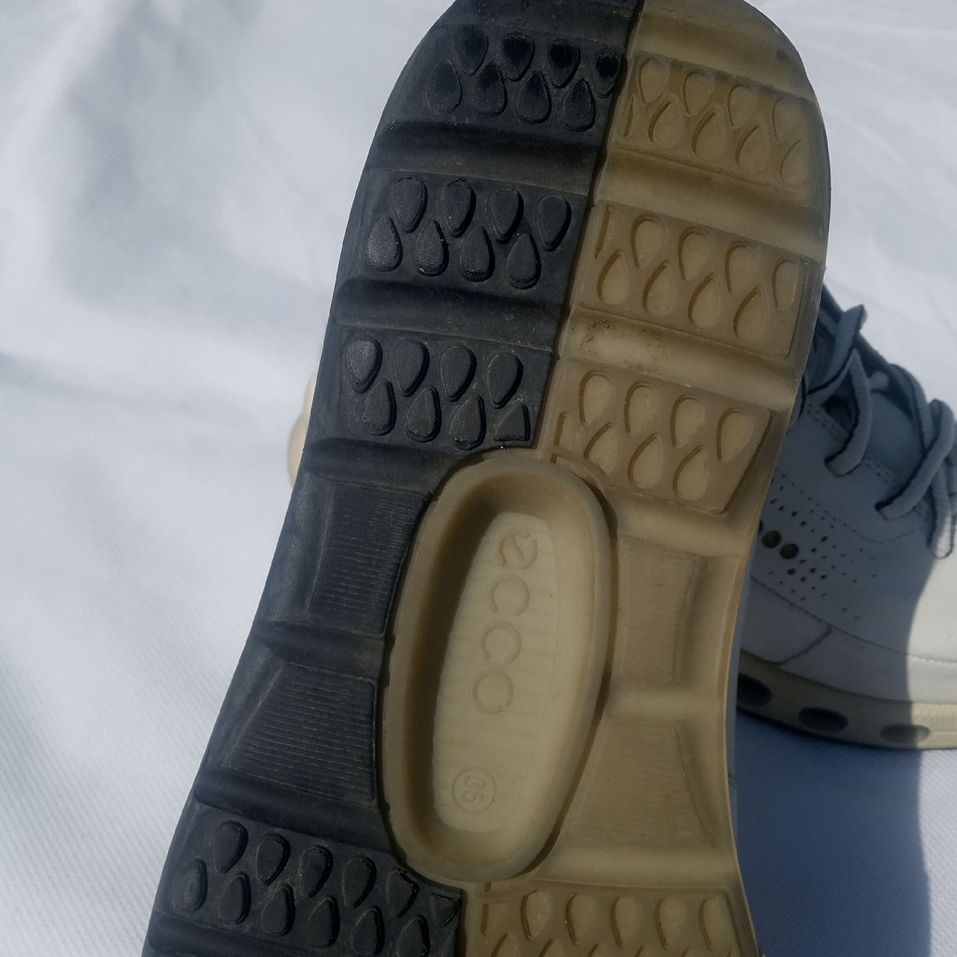 Ecco Damenschuhe: Ecco Sneaker Gr. 35 Gore-Tex Surround – Gebraucht aus Luzern von toenu23 4
