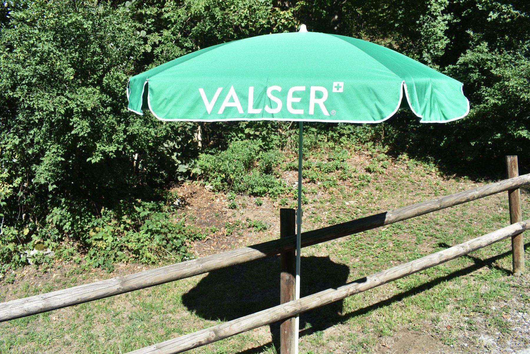 Ombrelloni: Valser Sonnenschirm – Nuovo e nell'imballaggio originale da Otelfingen venduto da Stauffacher61