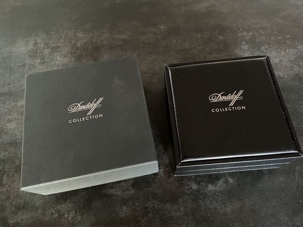 Davidoff Sigari: Bague Cigare Ring Davidoff Argent 800 Doré Cuir Noir – Usato da Vallamand venduto da Bricbracbroc82 5
