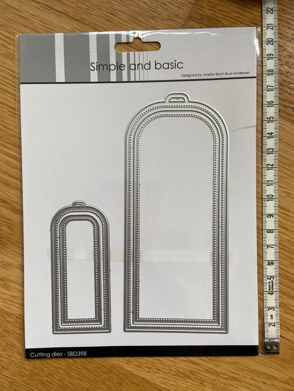 Sciablone: Simple and Basic Stanzform „TAGS“ – Nuovo e nell'imballaggio originale da Zürich venduto da Sunset69 1