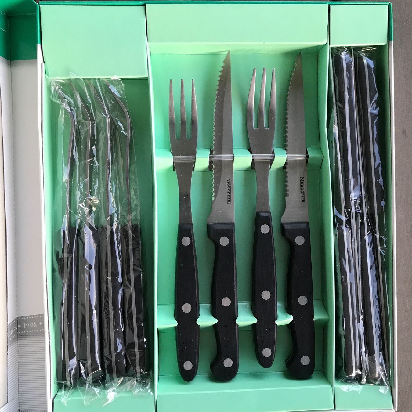 Set di posate: Neues Monogram Steakbesteck – Usato da Ebnat-Kappel venduto da Molton 2