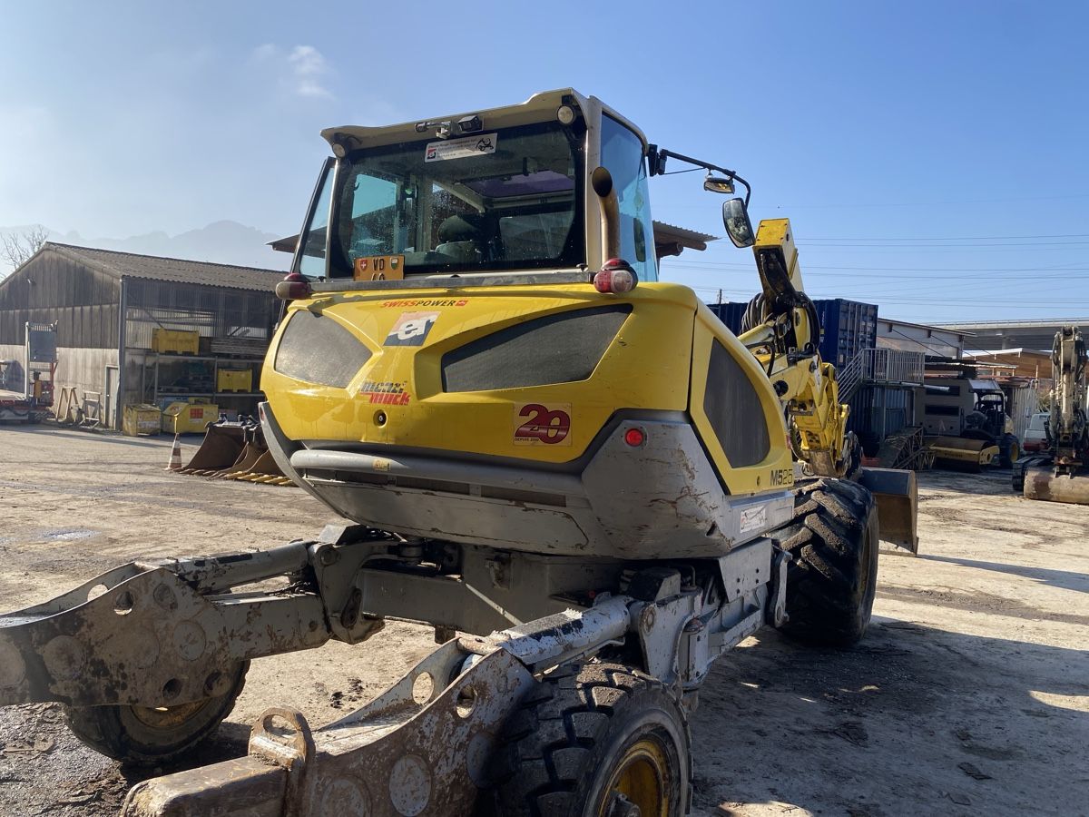Menzi Muck Escavatori: Menzi Muck M525, Bagger – Usato da Villeneuve VD venduto da Tiennot 2