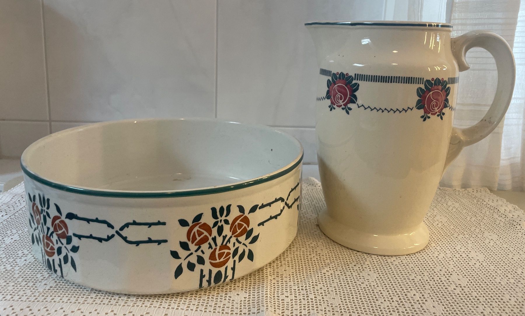Ciotole: Vintage Waschset -Antik! – Usato da Kleinlützel venduto da Schatzkiste_Laufen