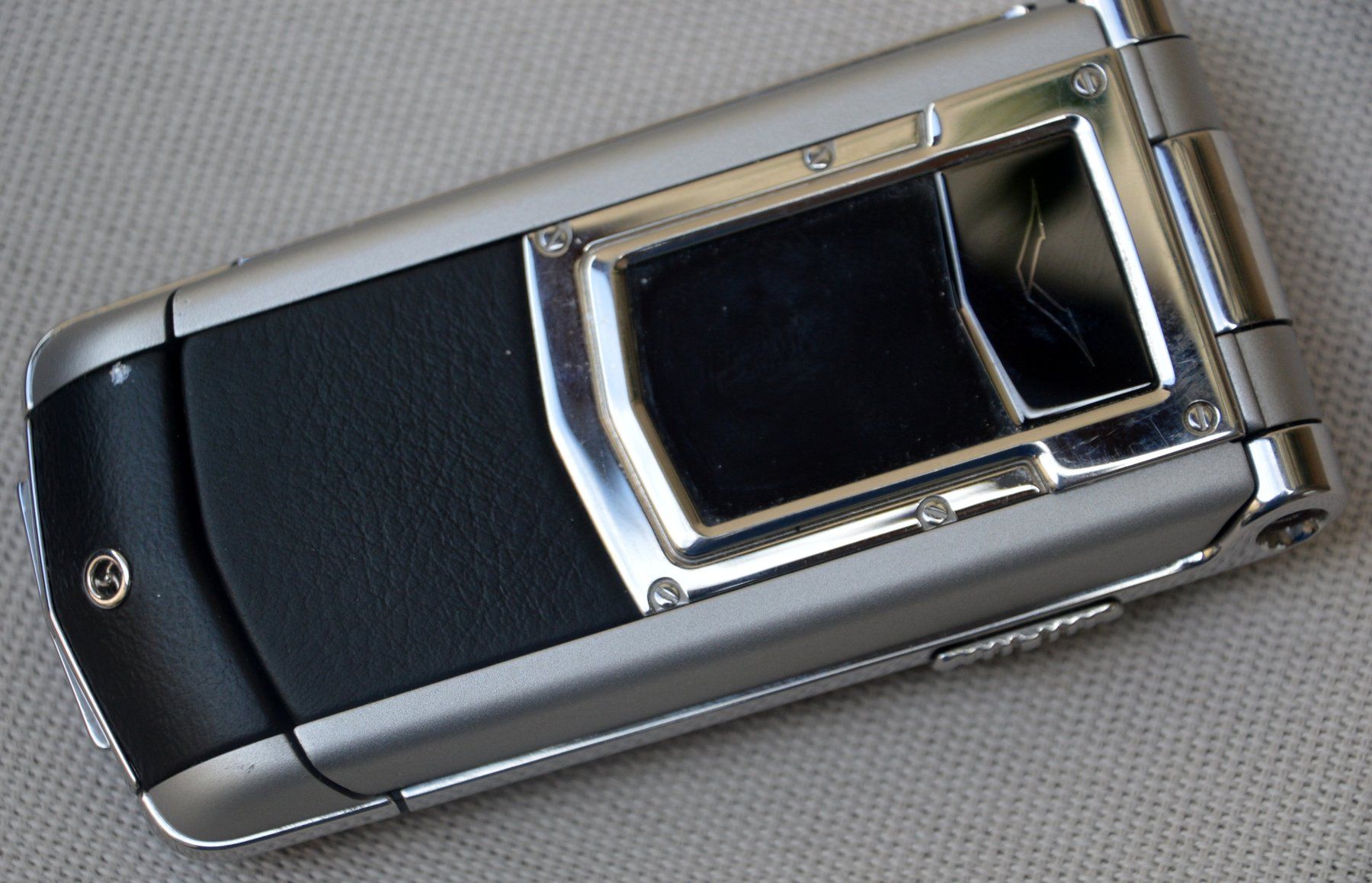 Vertu Telefoni cellulari / Smartphones: Vertu Constellation F – Usato da Collonges venduto da Auganien 1
