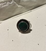 Silber Ring mit grünem Stein