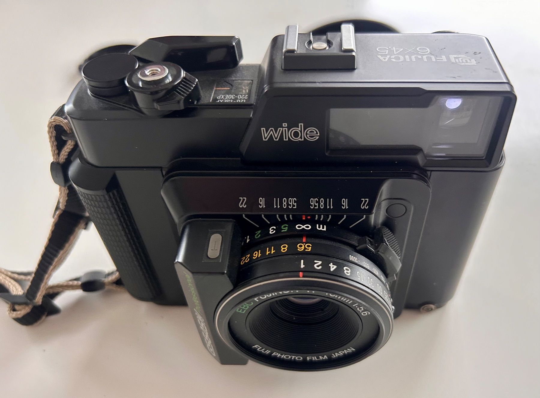 Fujica Fotocamera: Fujica GS 645W Professional – Usato da Immensee venduto da Spengler8 3