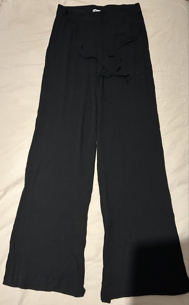 Only Pantalons: Leichte Sommerhose von ONLY – Neuf avec emballage d'origine à Toffen par maggieblue