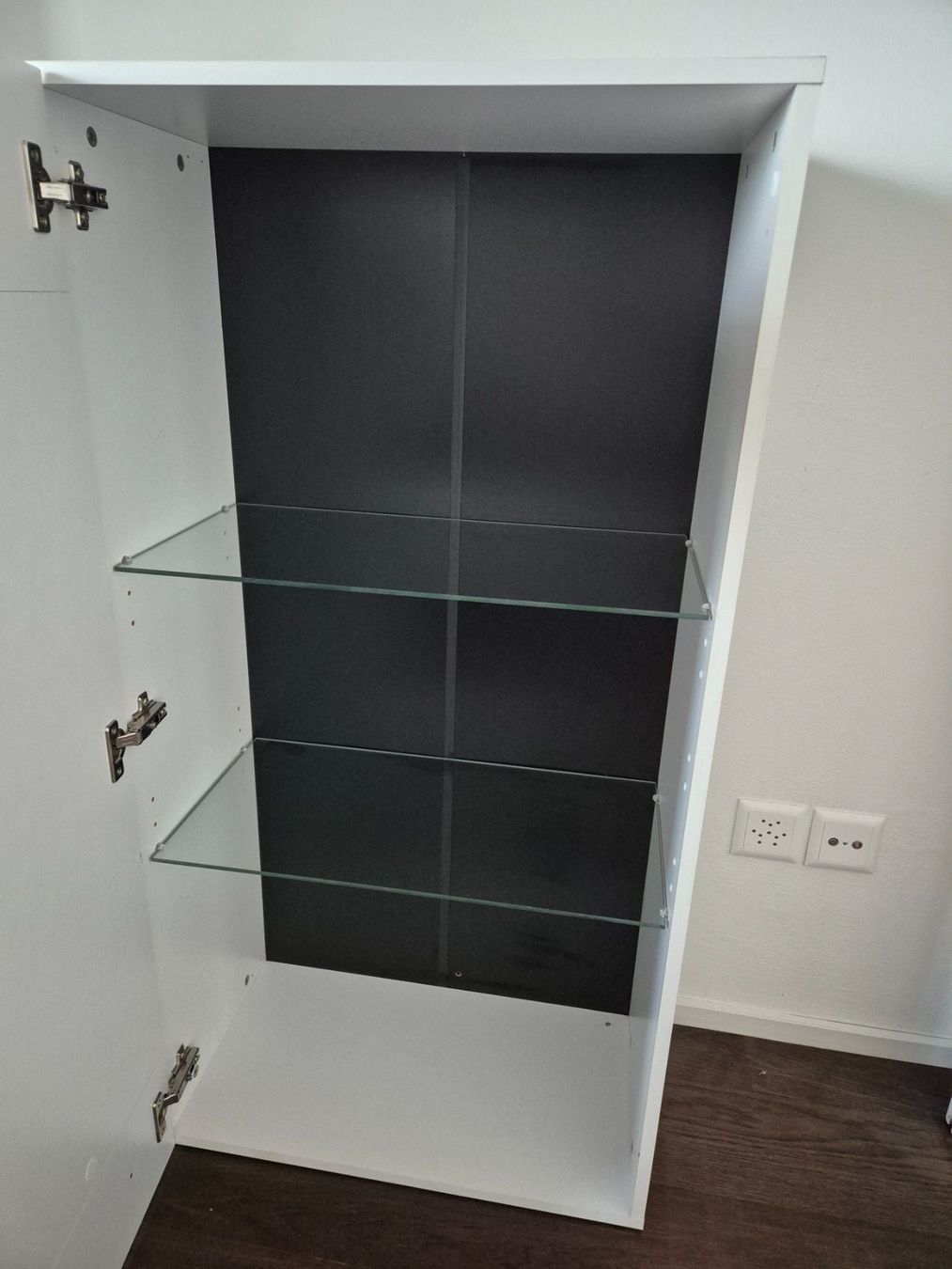 Schränke: Zwei Vitrinenschränke weiss – Gebraucht aus Hombrechtikon von nie_hk8r 2