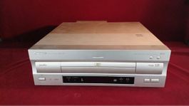 Pioneer DVL 909  DVD LD Laser Disc Player