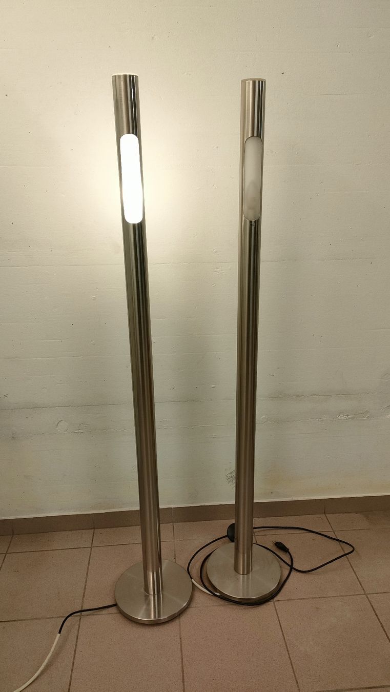 Lampade: elegante Stehleuchte – Usato da Hauptwil venduto da Reve05