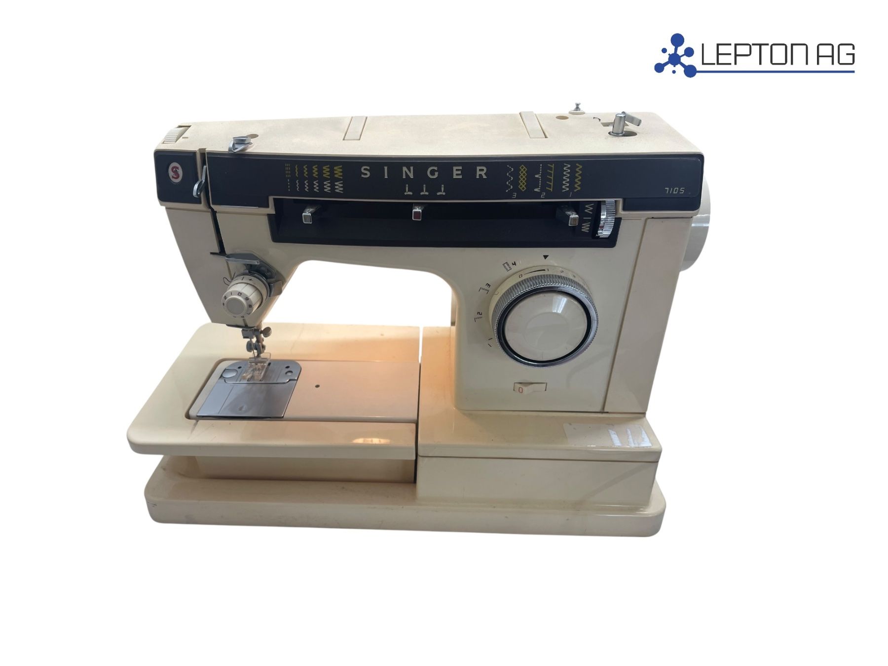 Singer Nähmaschinen: Singer 7105 Nähmaschine – Gebraucht aus Niederdorf von LeptonAG 1
