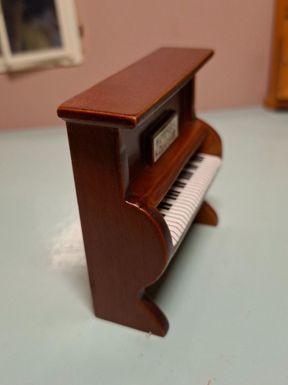 Case e mobili per bambole: Miniatur Klavier mit Hocker, Holz, wahrsch. Reutter – Usato da Schlieren venduto da Svenja7 3