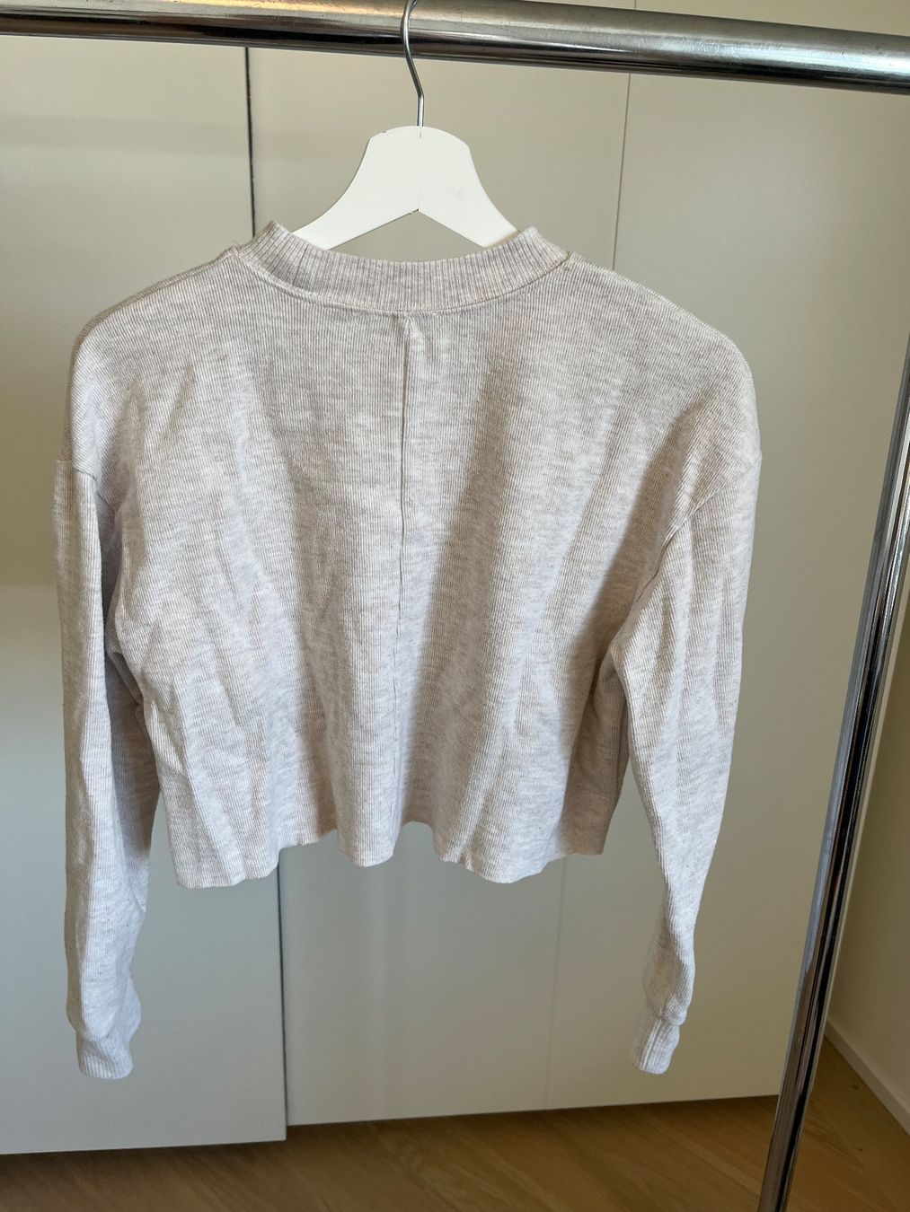 Zara Maglioni & Felpe: Zara Herbst-Pullover, hellbeige, Grösse M – Usato da Zürich venduto da Estelle_C 2