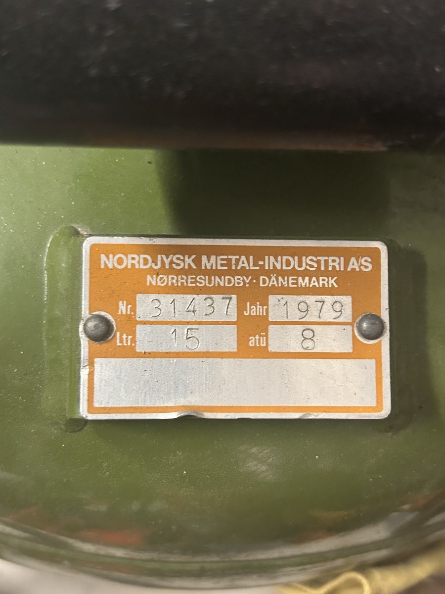 Jun-Air Compressori: Jun-Air Leiseluft- Kompressor - 15L, Jahr 1979! – Usato da Zürich venduto da jasmin011 2
