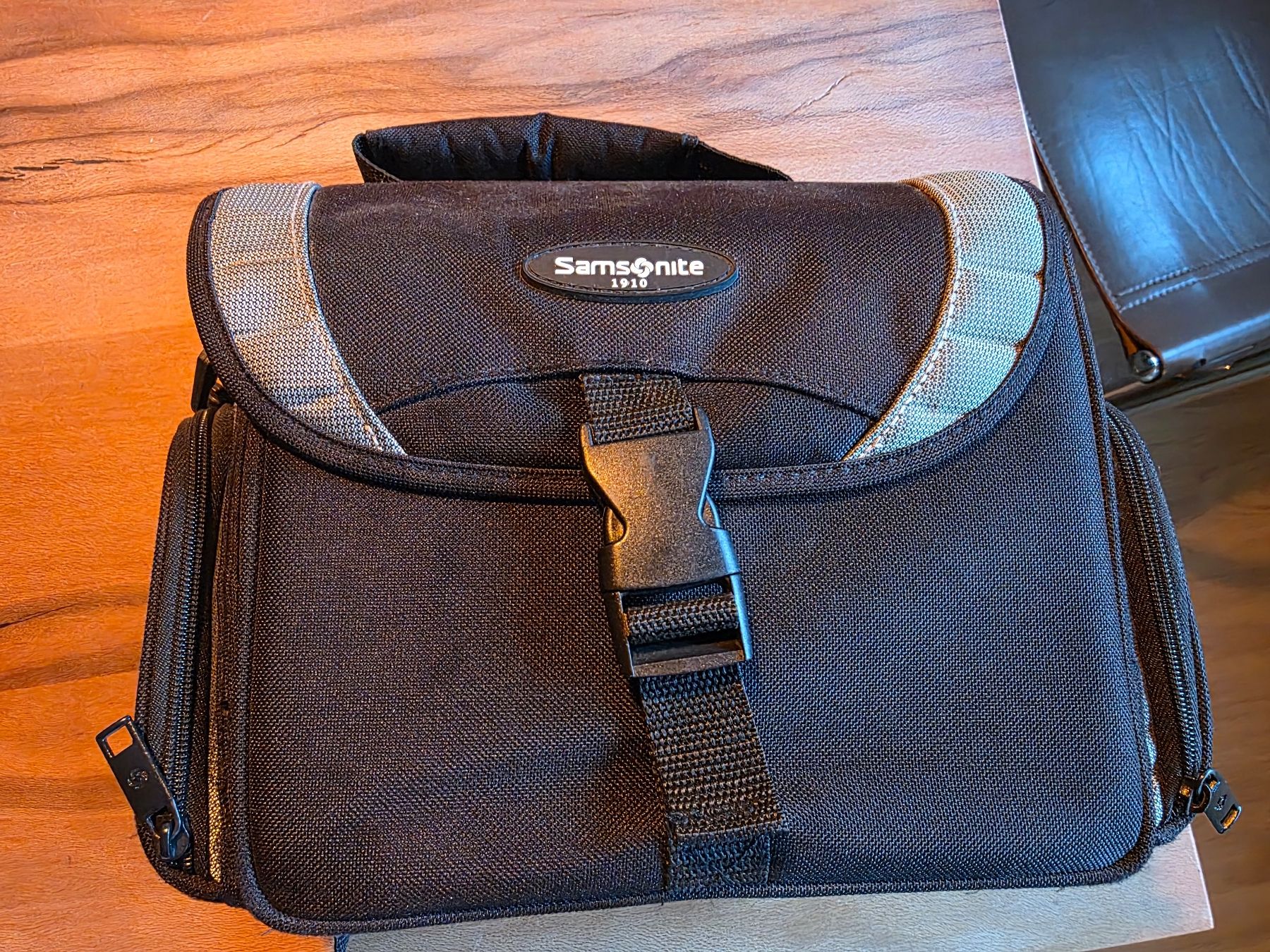 Samsonite Taschen: Fototasche Samsonite – Gebraucht aus Pfungen von themmi