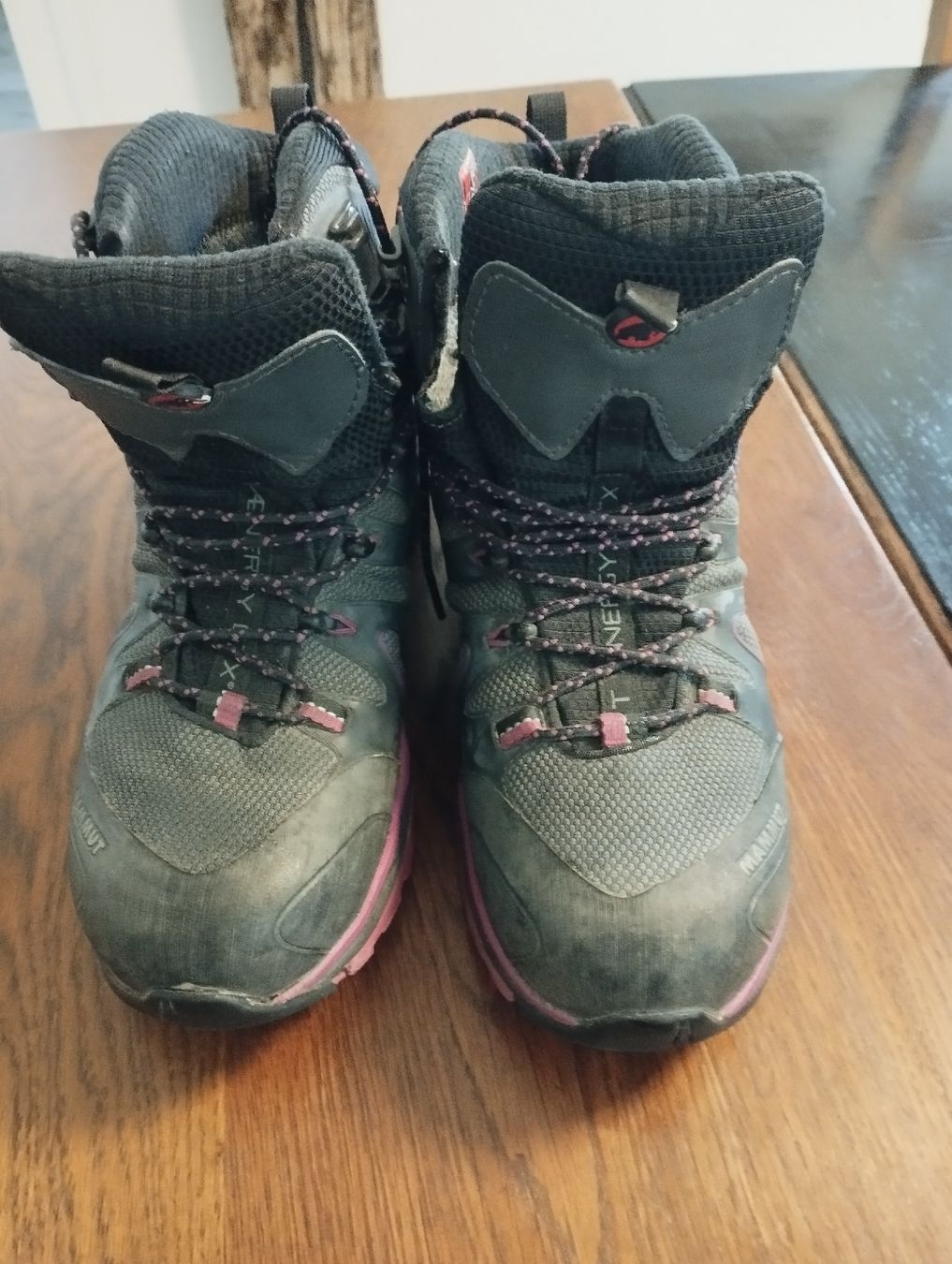 Mammut Scarpe da donna: Mammut Wanderschuhe, Gr. 39 – Usato da Neu St. Johann venduto da seerose63 1