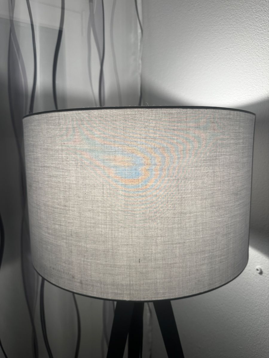 Lampade: Stehlampe in grau  – Usato da Horgen venduto da jul_pc5g 2