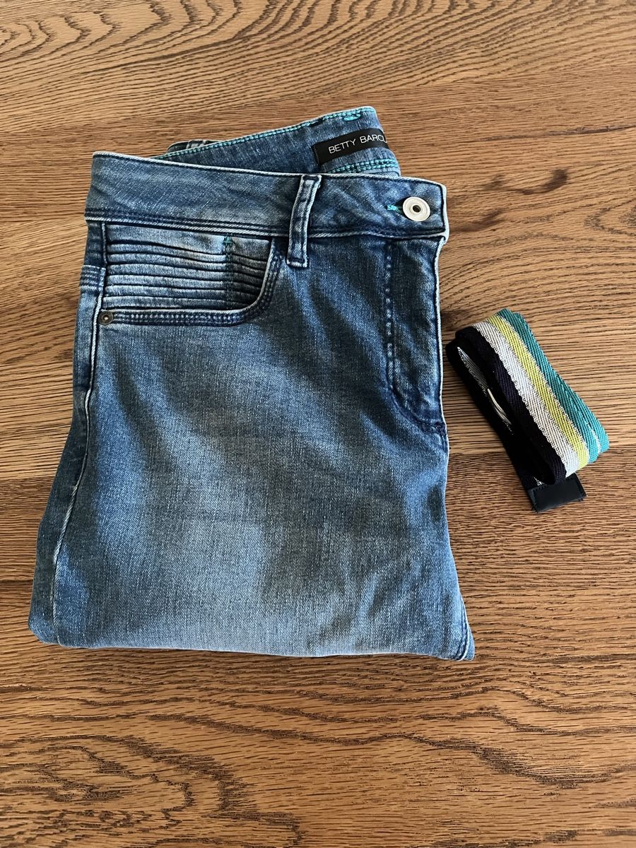Jeans: Jeans  – Neuf (Voir description) à Schliern b. Köniz par medion3098