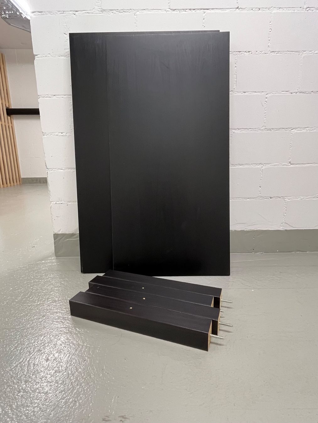 Ikea TV Möbel: IKEA Beistelltisch Lack – Gebraucht aus Wallisellen von mar_2csj 1