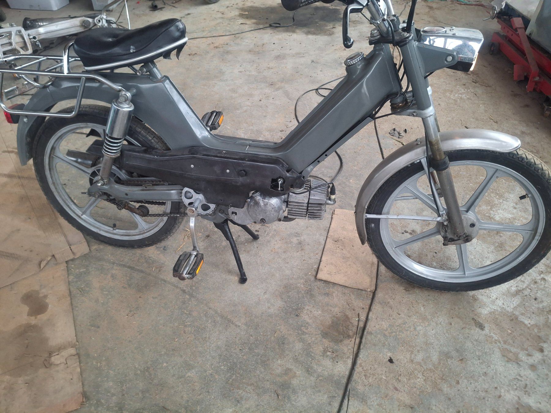 Puch Ciclomotori: PUCH KTM MIT AUSWEIS – Usato da La brillaz venduto da Olditrak 2