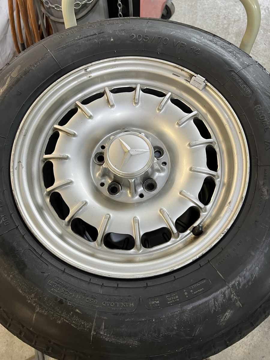 Mercedes-Benz Cerchioni: Oldtimer Alufelgen Mercedes  – Usato da Schaffhausen venduto da ArthurM.