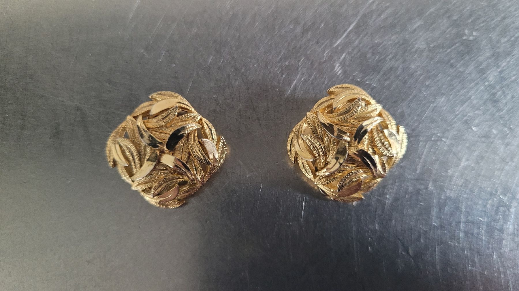 Ohrringe & -stecker: Ohrclips vergoldetes Messing – Gebraucht aus Suhr von Fritz28