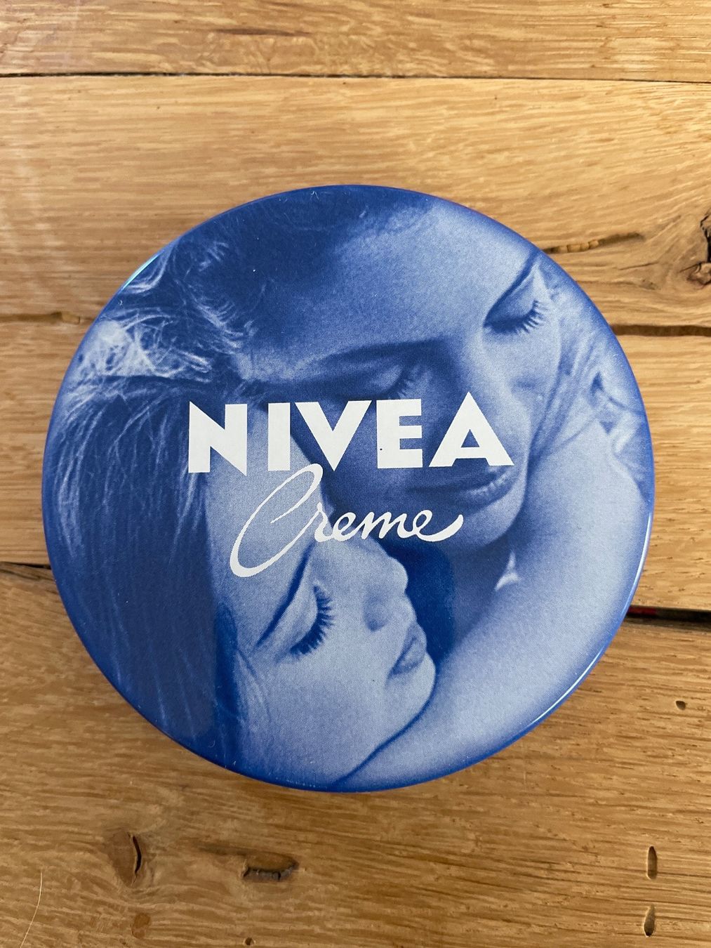 Nivea Altro in Decorazioni & Accessori: Vintage Nivea Dose, Blechbüchse – Usato da Winterthur venduto da cheerio97