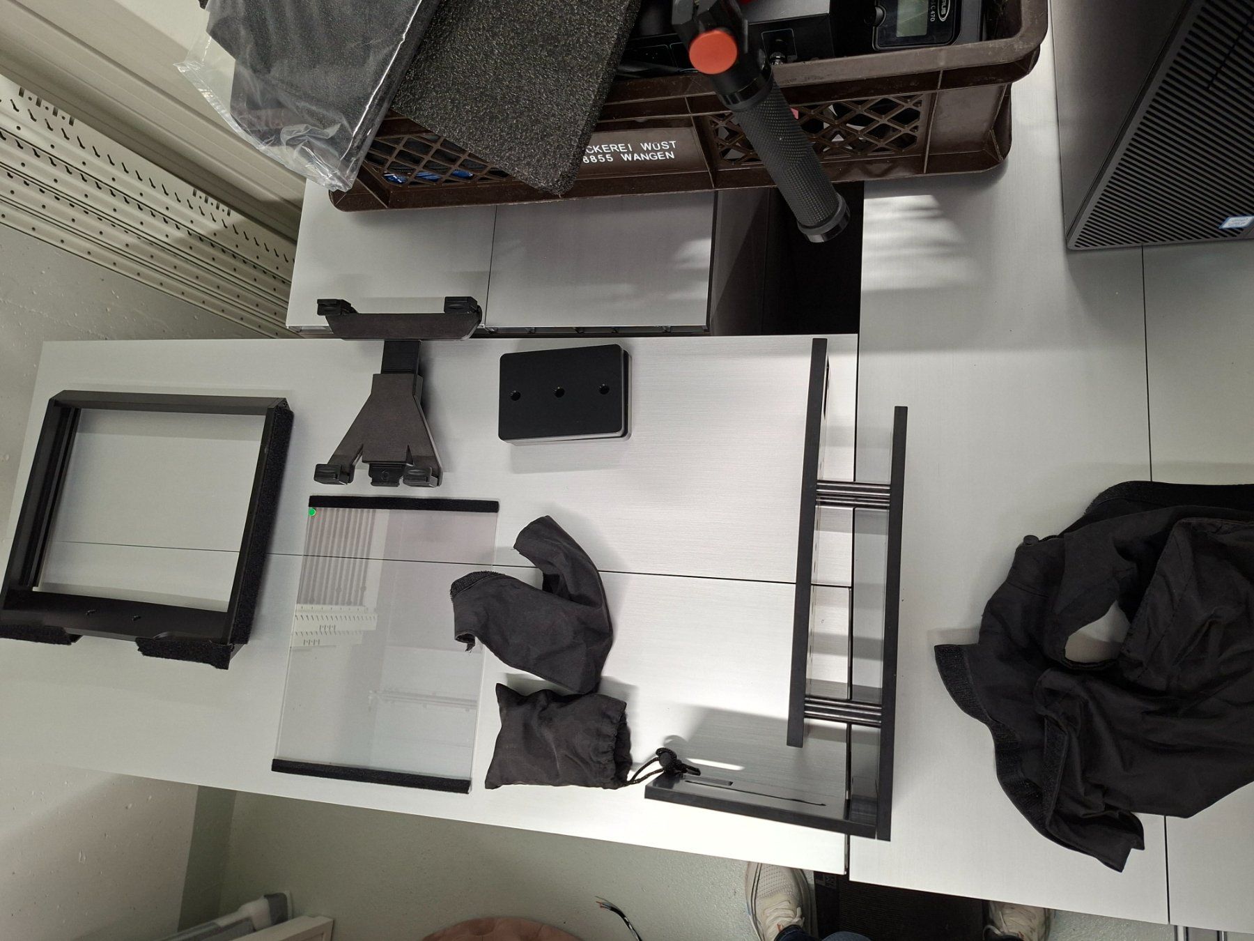 Videocamere: 2 Stück Datavideo TP-300 Teleprompter – Usato da Zürich venduto da Frontdesk 1