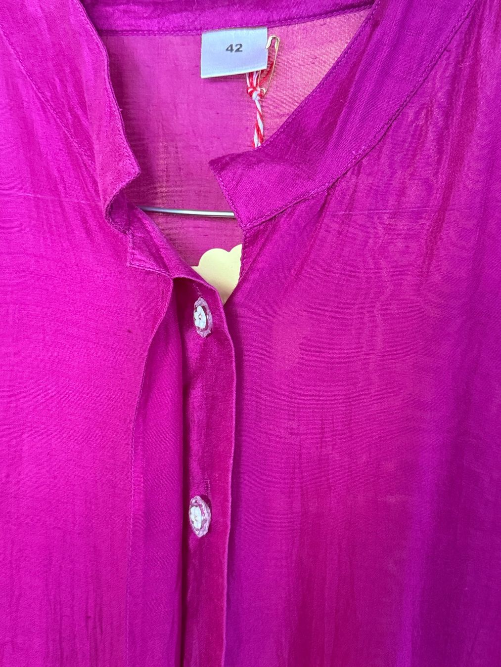Blusen: Pink 100% Silk shirt – Gebraucht aus Montreux von Yss_Boutiqu3 2