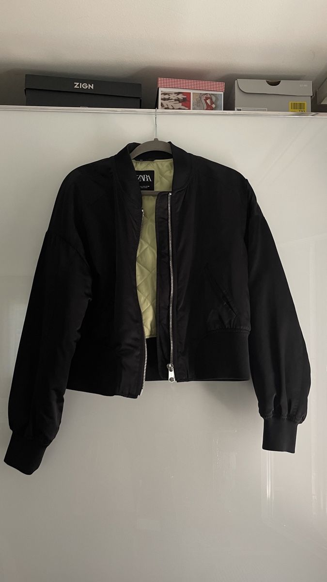Zara Giacche: Bomberjacke Zara Schwarz – Usato da Lausen venduto da sim_hgp6