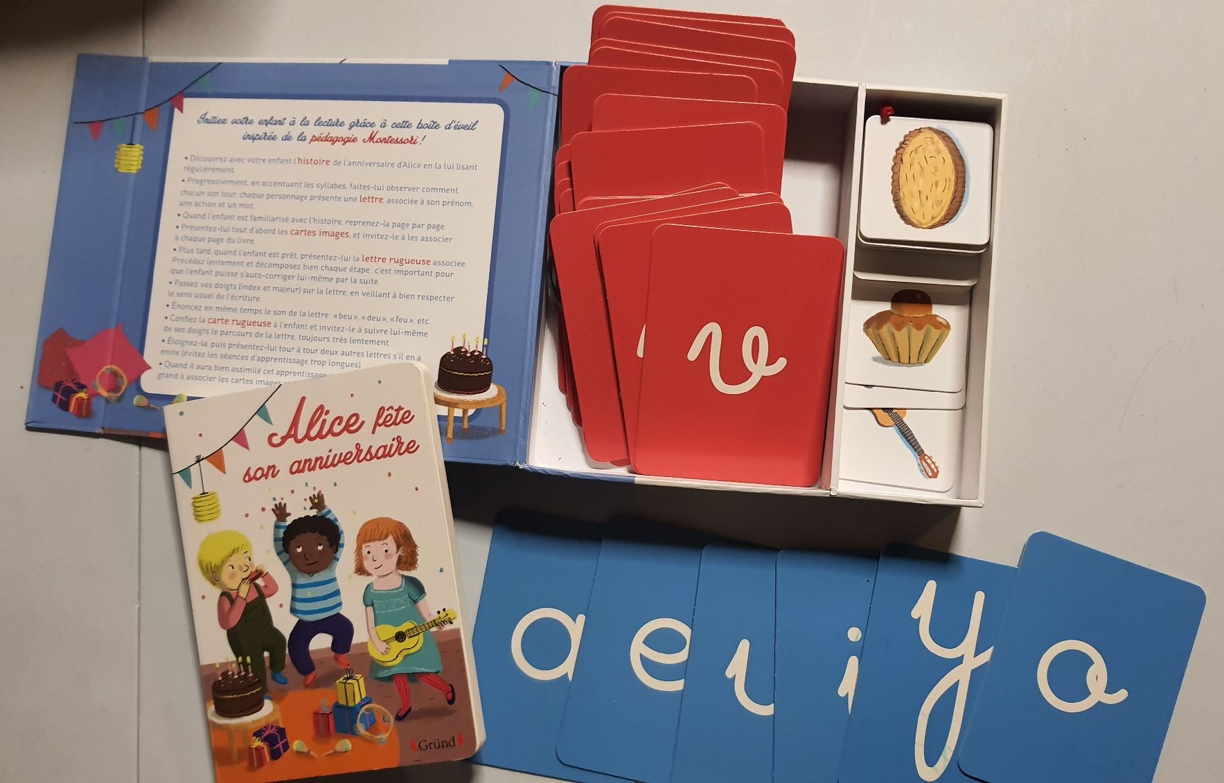 Spiele: Montessori, mes lettres à toucher – Gebraucht aus Montmollin von islachat 1