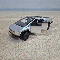 Tesla Cybertruck 1:18 Modellauto Spielzeugauto Auto