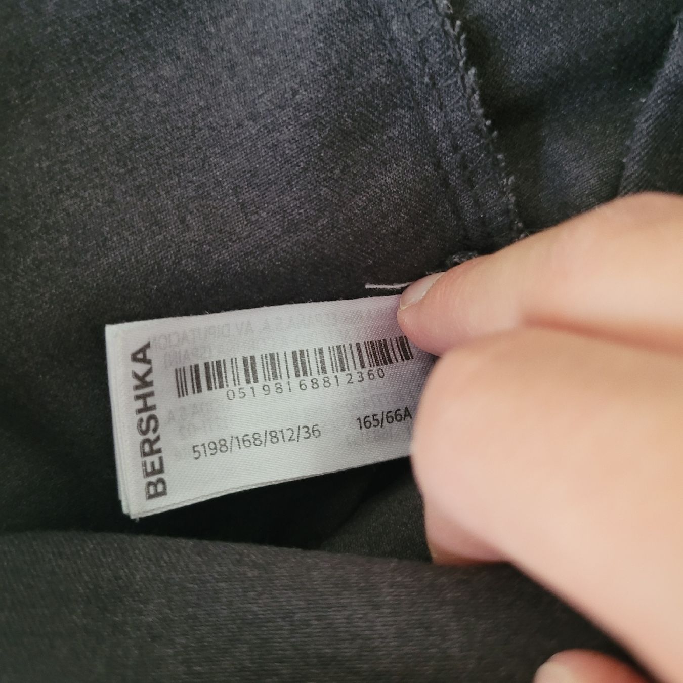 Bershka Pantaloni: BERSHKA Pantalon gris taille 36 – Nuovo (secondo la descrizione) da Genève venduto da Tanaa_12 5