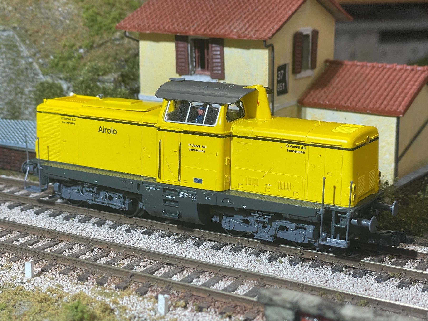 Born Modellini di ferrovie: Born, Vanoli Rangierlok – Nuovo e nell'imballaggio originale da Krummenau venduto da ferrotech 7