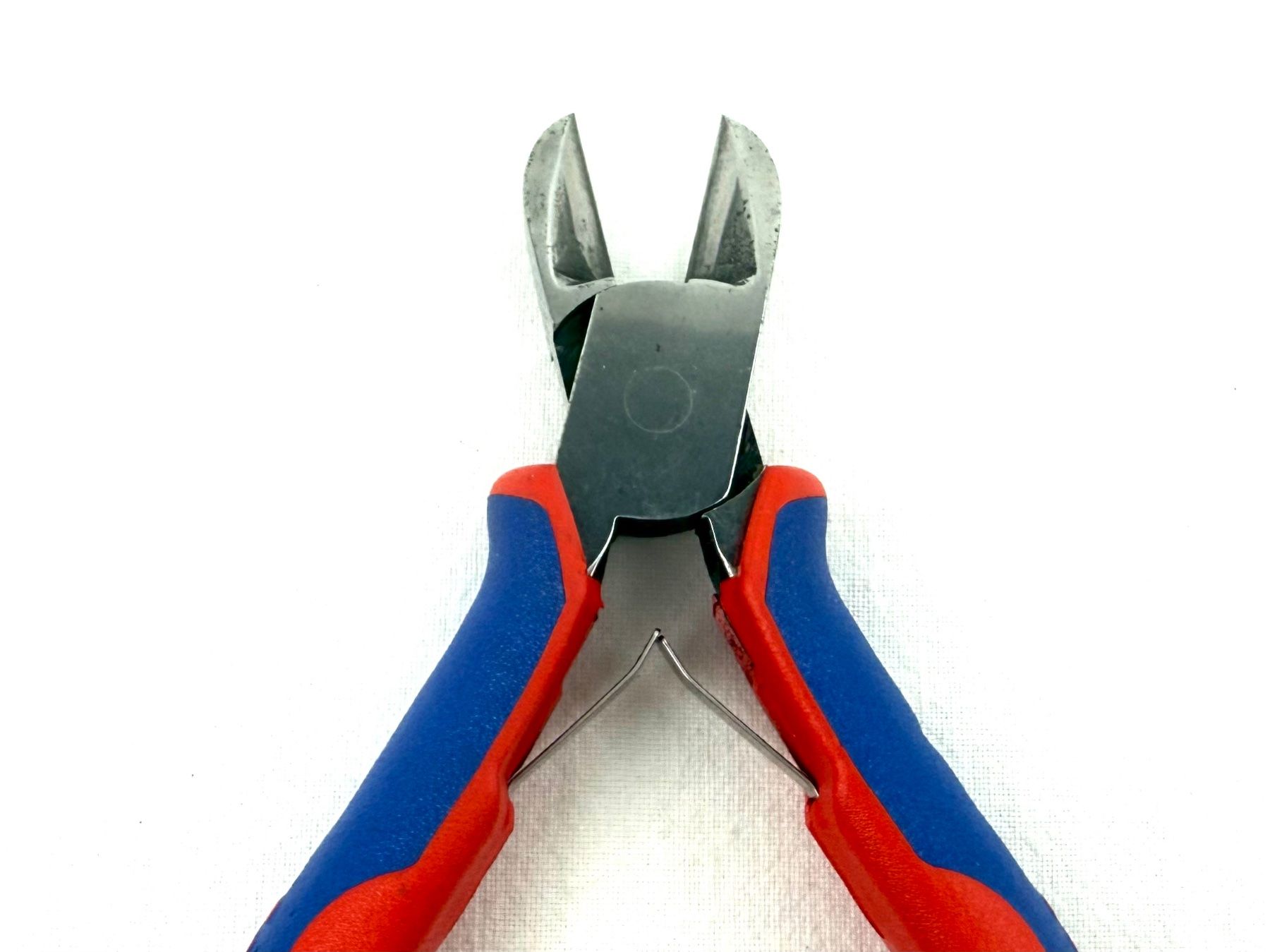 Knipex Tutti gli attrezzi: Knipex 77 02 130 Seitenschneider – Usato da Lauwil venduto da fab_dnf5 4