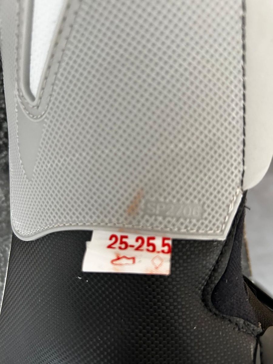 Lange Scarpe da donna: Skischuhe Damen – Usato da Zunzgen venduto da jef_9jr7 3