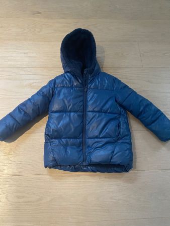 Winterjacke Benetton, Gr. S (6-7 Jahre)