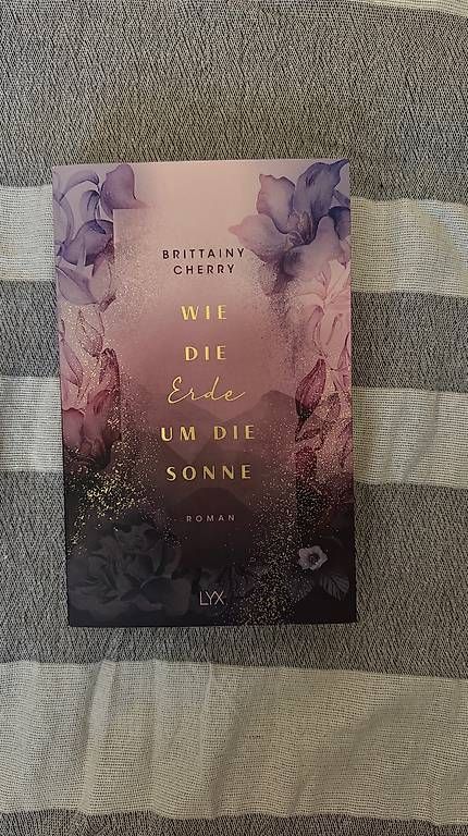 Libri: Wie die Erde um die Sonne – Usato da Widnau venduto da ali_t96f