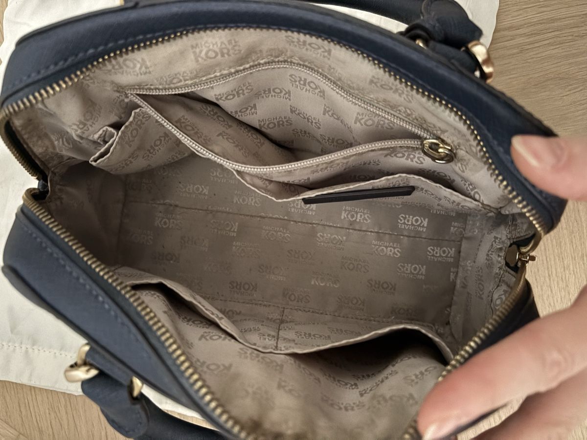 Michael Kors Sacs femmes: Michael Kors Shopper Blau – D'occasion à Zürich par tri_bx9v 3