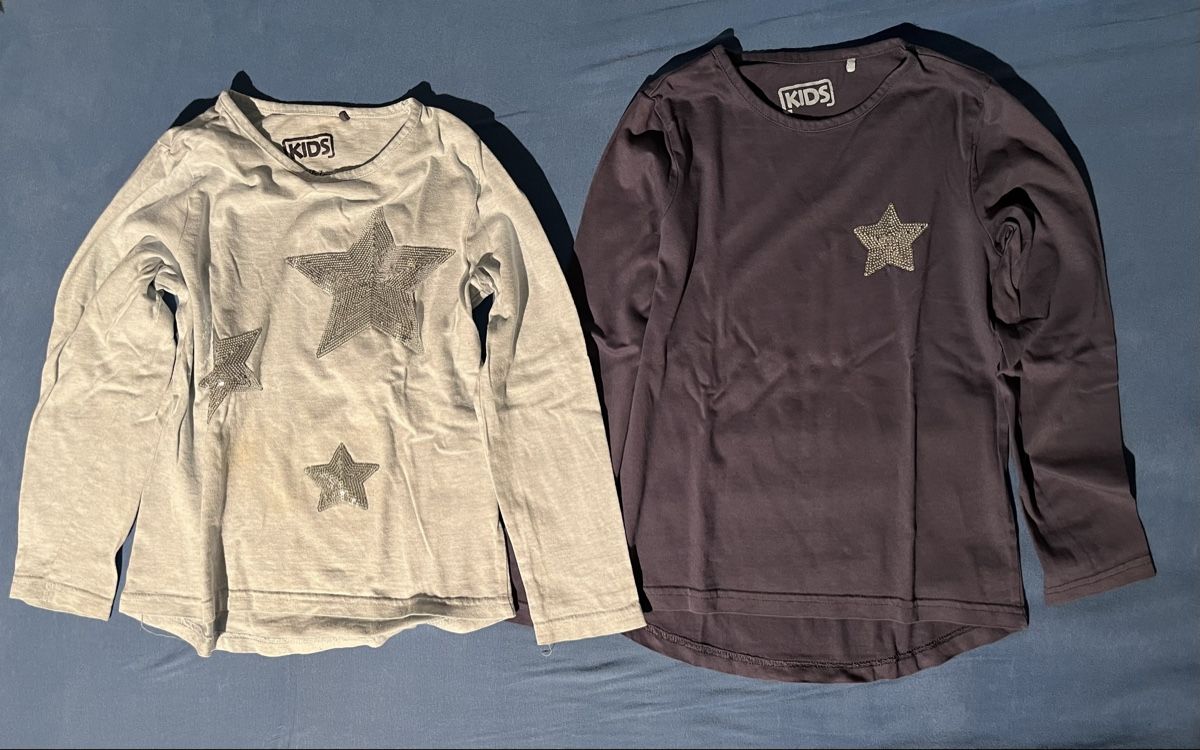 Kleiderpakete & -sets: 2er Set Mädchenshirt, Grösse 122 – Gebraucht aus Kirchberg BE von qualle01