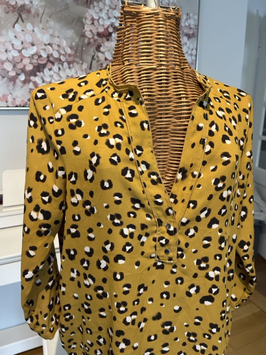 Zara Chemisiers: Zara Basic Bluse,Leopardenmuster, Ocker, S – D'occasion à Solothurn par Bobesch08 1