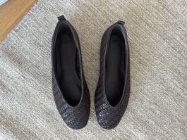 Braune H&M Ballerinas, Gr. 38, neu