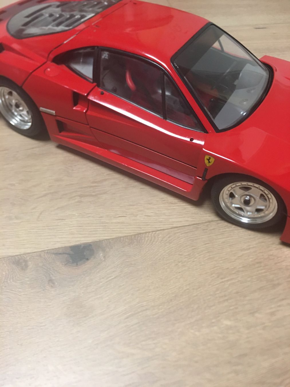 Pocher Modellini d'auto: Pocher Ferrari F-40 1:8 – Usato da Lichtensteig venduto da gregi44 5