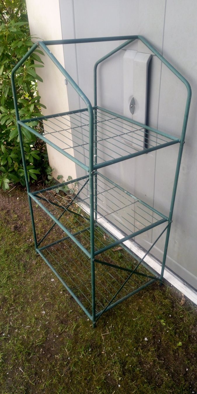 Scaffali: Anzuchtgestell – Usato da Illnau venduto da Ueli2012 2
