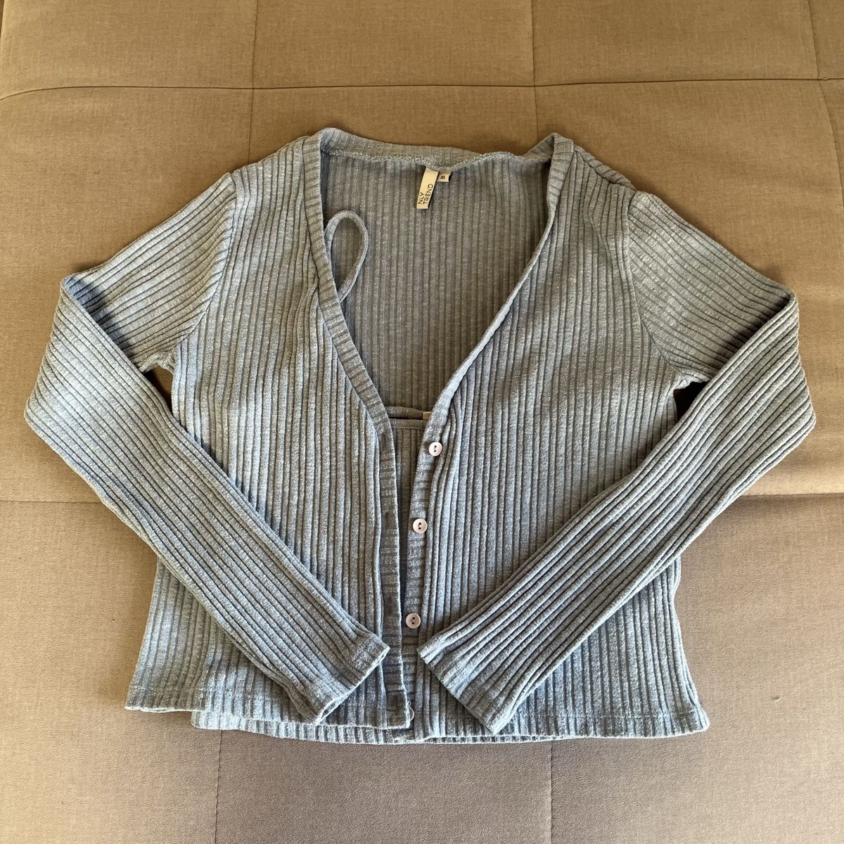 Top: Set Strickjacke und Top in hell blau, Gr. S/M – Usato da Cunter venduto da tiramisuuu_