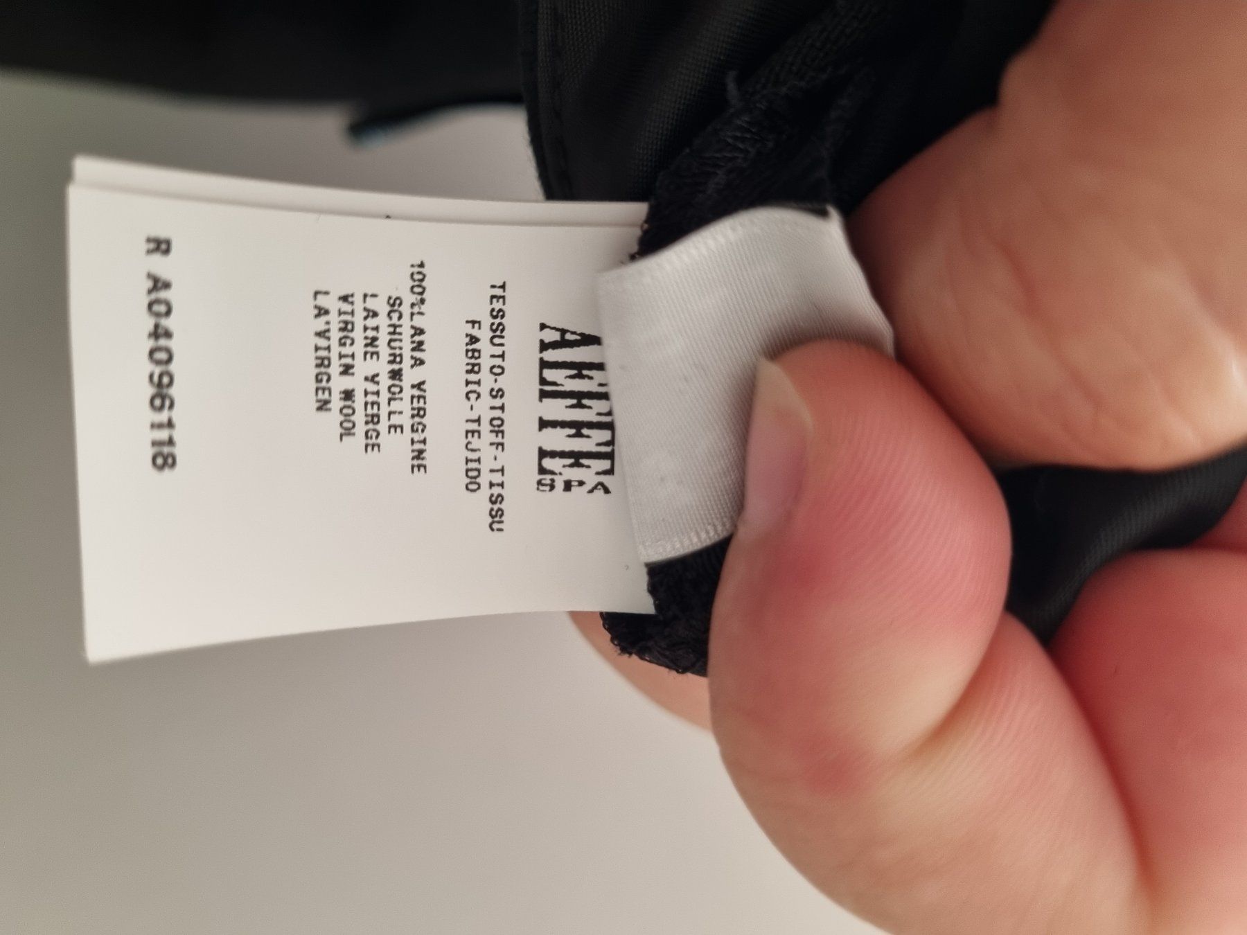 Moschino Vestiti: Moschino Boutique Kleid – Nuovo (secondo la descrizione) da Bonstetten venduto da LaurenQ2 7