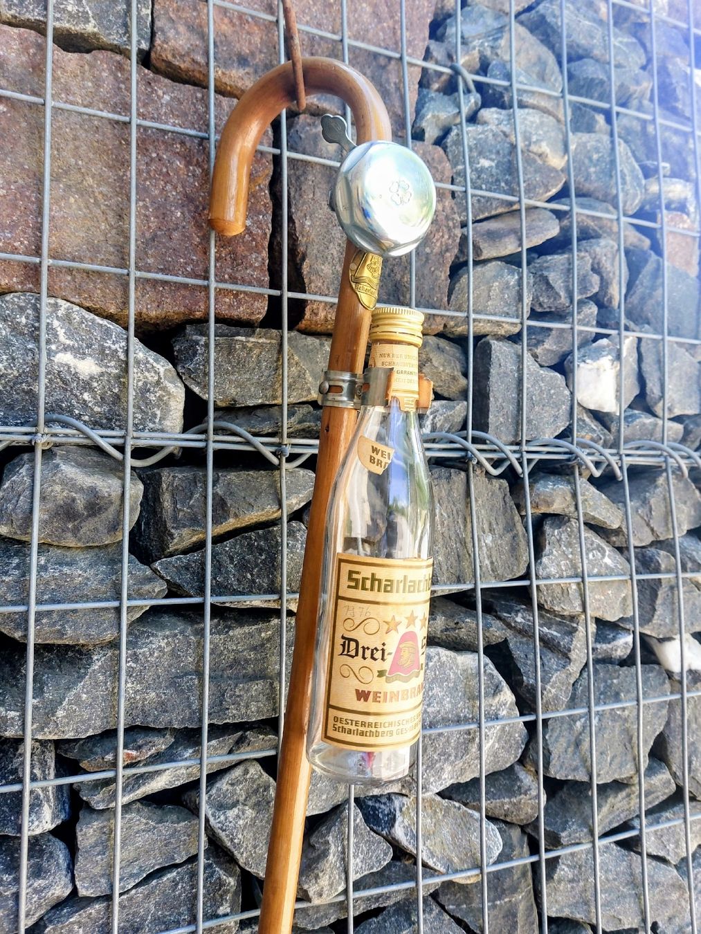 Alle Dekorationen: Gehstock mit Schnapsflasche und Klingel – Neu (gemäss Beschreibung) aus Summaprada von nora014 1