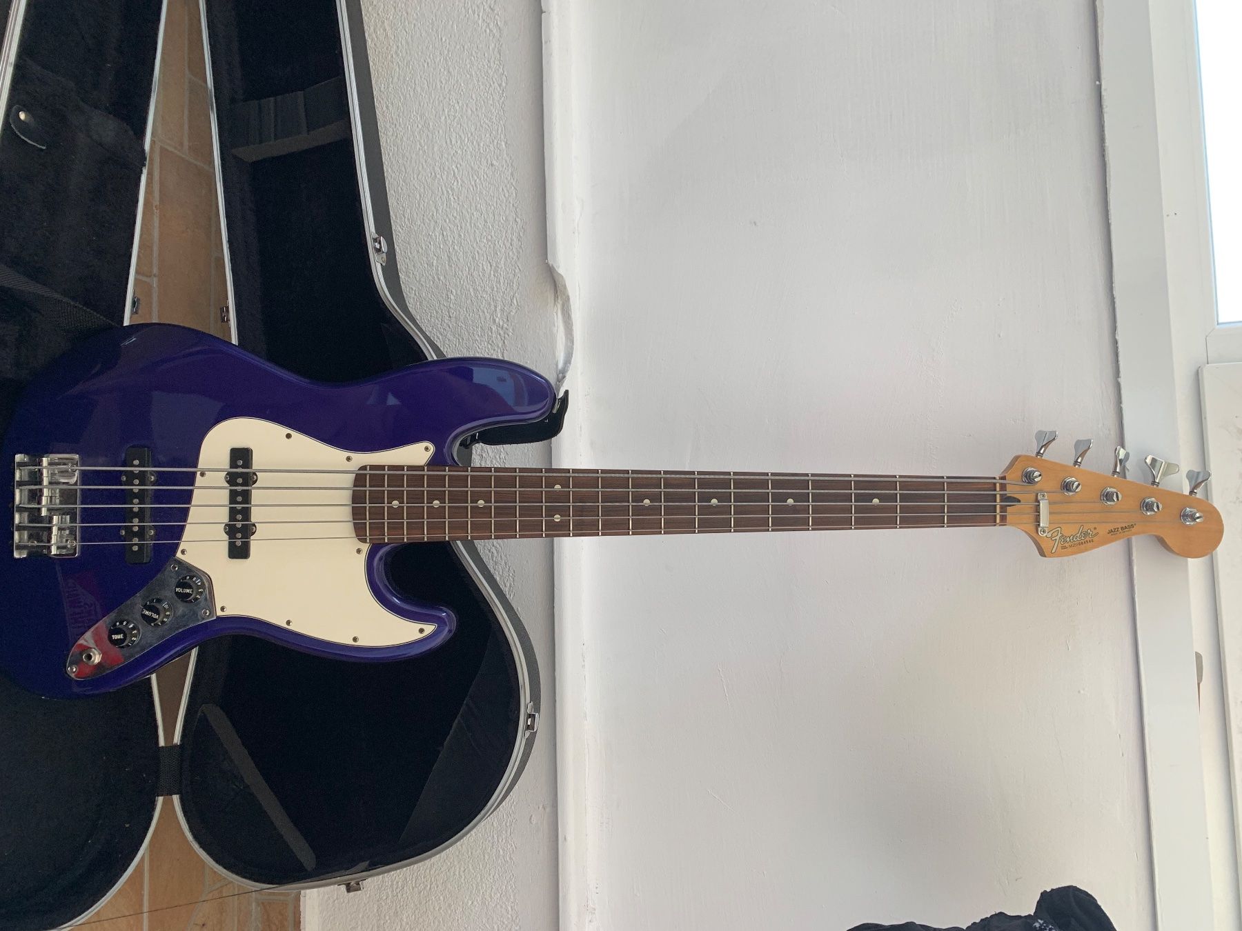 Fender Strumenti musicali: Fender Jazz Bass 5 strings – Usato da Flumenthal venduto da iva_9hdd 1