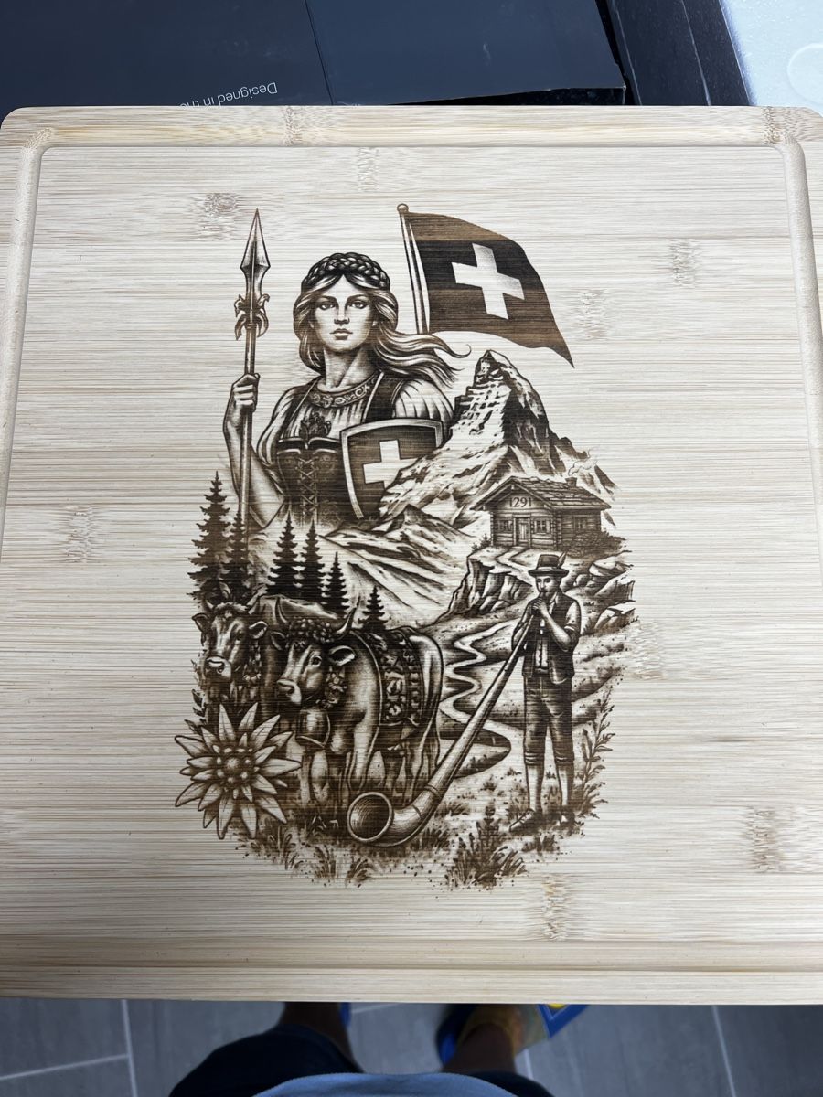 Articles en bois: Schneide Brett von IKEa mit Holzgravur – Neuf (Voir description) à Oensingen par Ninunu123