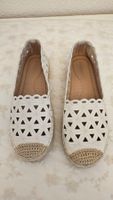 Ballerina Gr. 38 Stickerei Stoff Spitzenoptik Top Zustand